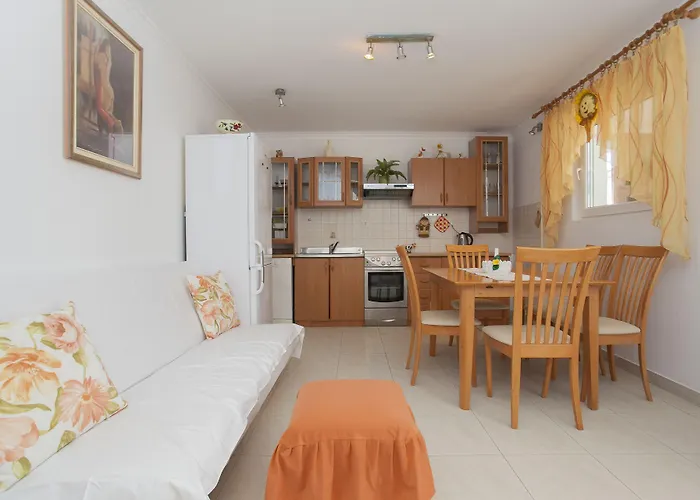 Guest House Mara