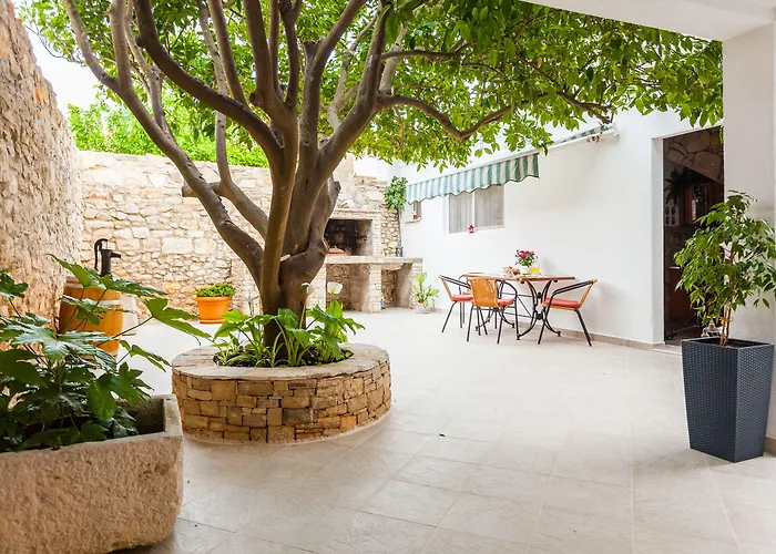 Guest House Mara